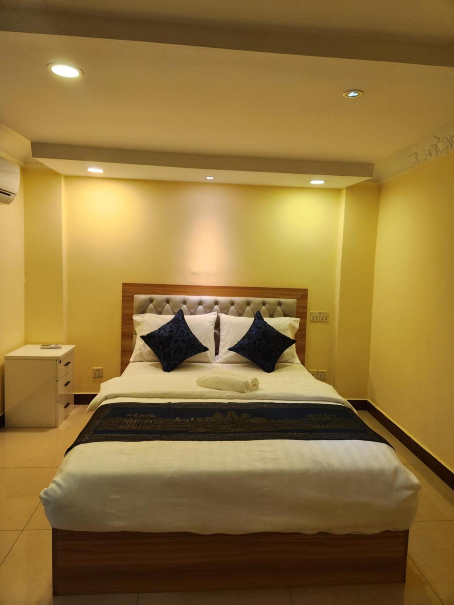 Soma Hotel بنوم بنه المظهر الخارجي الصورة