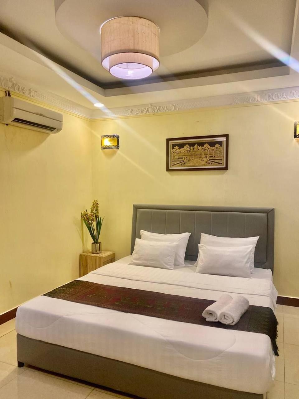 Soma Hotel بنوم بنه المظهر الخارجي الصورة